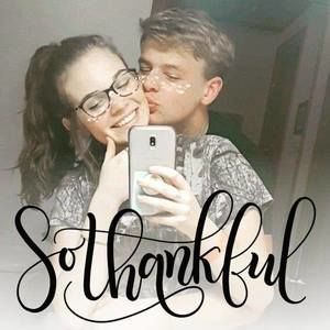 Meet your Posher, Amelia